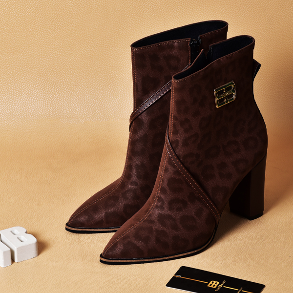 نیم بوت زنانه مدل ویکتوریا